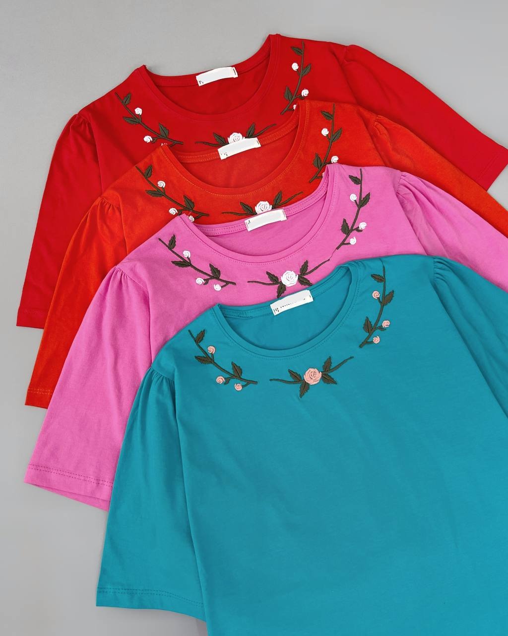 تیشرت-ساده-سرشانه-چین-گلدوزی-کد-4743